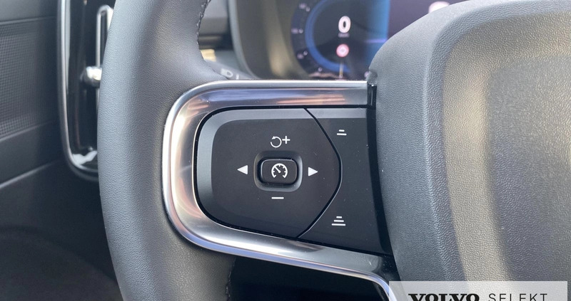 Volvo XC 40 cena 177777 przebieg: 17600, rok produkcji 2023 z Człuchów małe 407